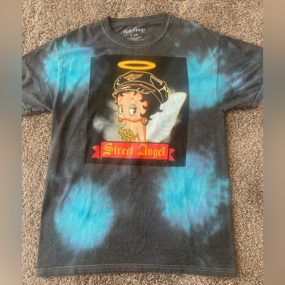 Womens Betty boop shirt size small